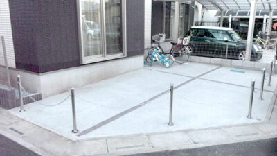 お家を引き立てる スッキリシンプルな新築外構