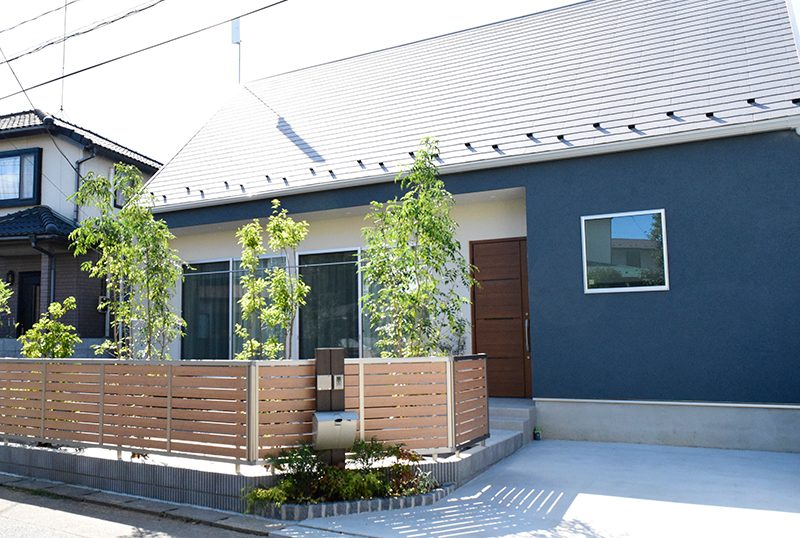 新築に合わせたシンプルなデザインのお庭 ブロック マイスターの施工事例